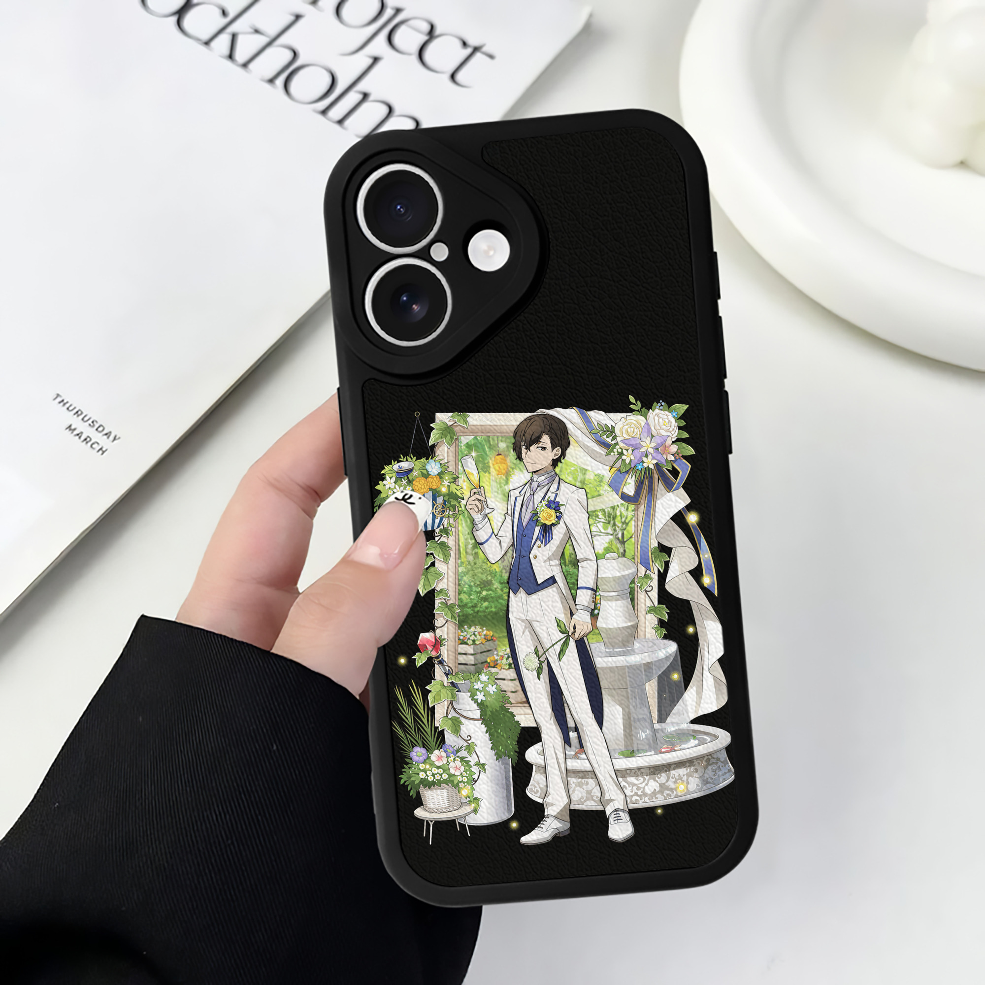 （画像用） 文豪ストレイドッグス Bungo Stray Dogs 【iPhone 16シリーズ対応】シリコンスマホケース（レザー調） 材質：シリコン
